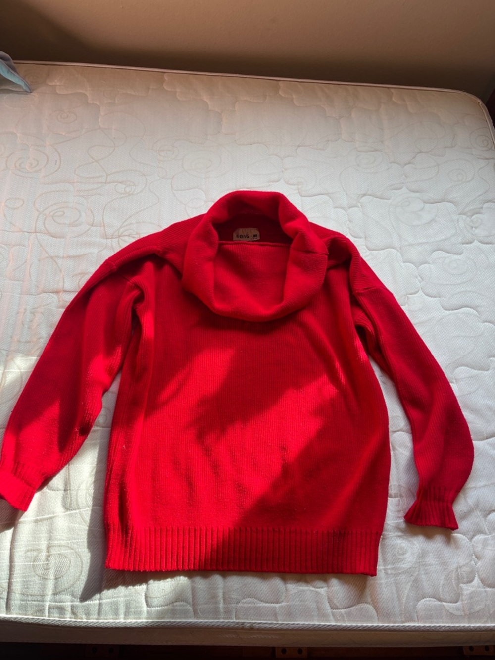 Red cowl neck VINTAGE Sweater